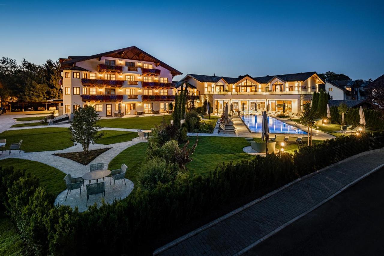 Hotel Gruenauerhof Вальс Экстерьер фото